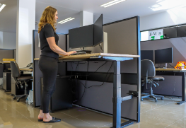 Functional Benefits Of Desk Hutches: Creating An Efficient Workstation