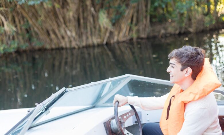 The Advantages of Boat Window Tinting for Sunny Weather