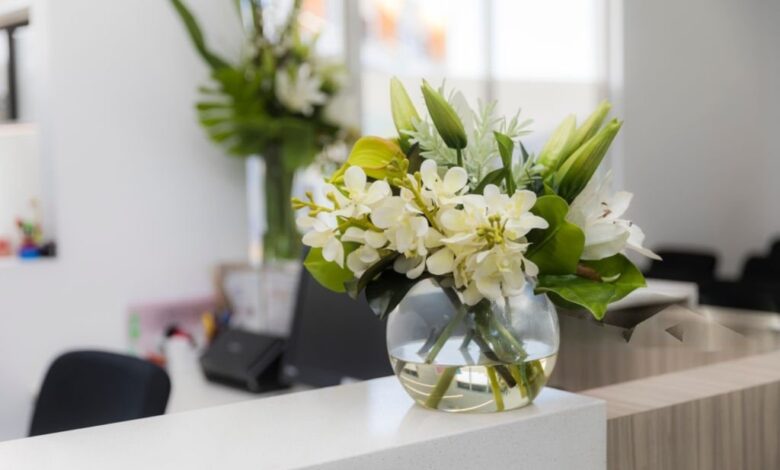 How Corporate Flower Arrangements Enhance Workplace Ambience and Productivity